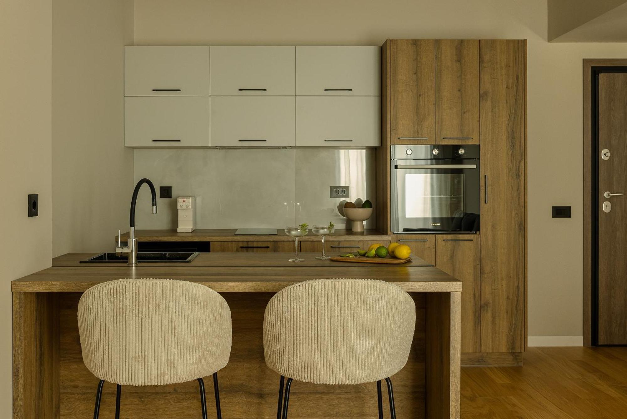 The Offset Apartment